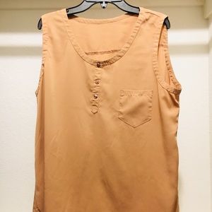 Sleeveless tank top